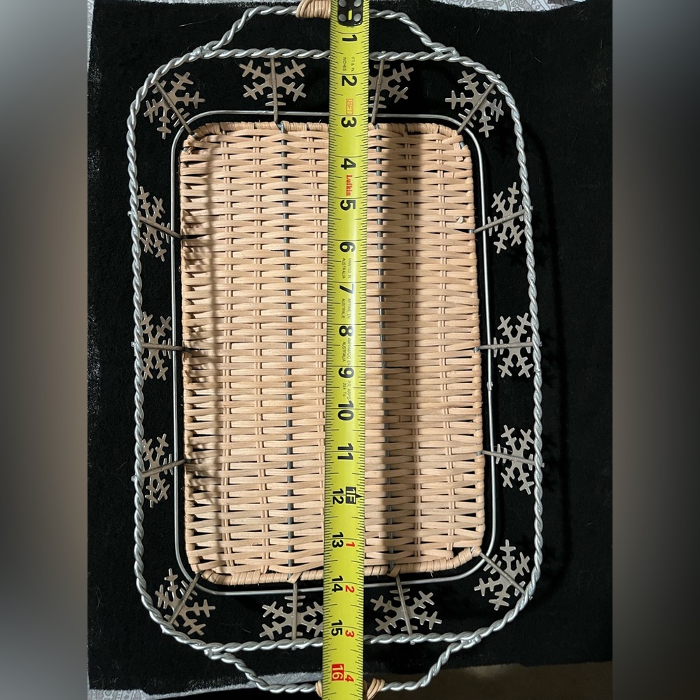 Set of 2 decorative carrier trays for 9 x 13 dish